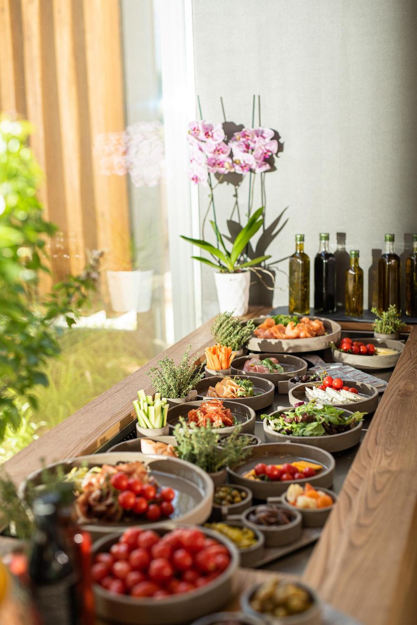 Pilot Amphora Boutique Hotel "Adults Only" เยโอริยิอูโปลิส ภายนอก รูปภาพ