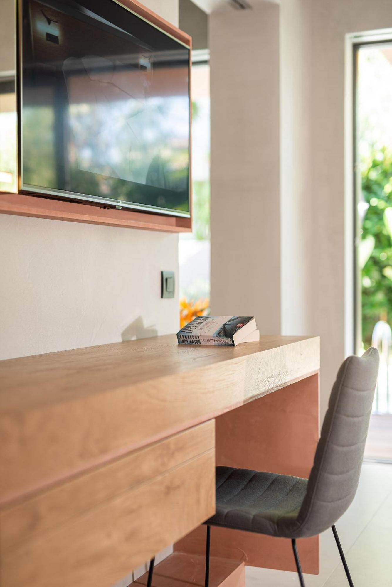Pilot Amphora Boutique Hotel "Adults Only" เยโอริยิอูโปลิส ห้อง รูปภาพ